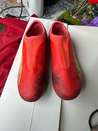 Botas de fútbol niño Puma números 35,5