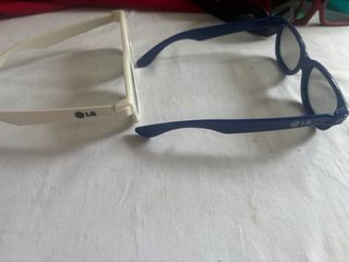 2 paia occhiali 3D