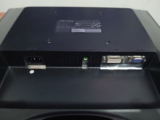 Monitor LCD Hanns G 19. VGA - Dvi. Con audio.