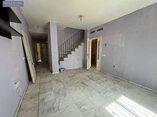 Dúplex en venta en Gelves