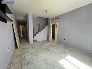 Dúplex en venta en Gelves