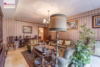 Piso en venta en Centro - Sagrario en Granada