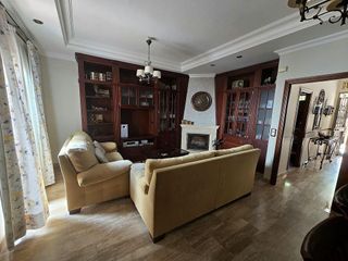 Casa adosada en venta en Morón de la Frontera