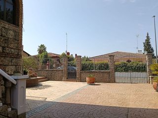 Chalet en venta en Almendralejo