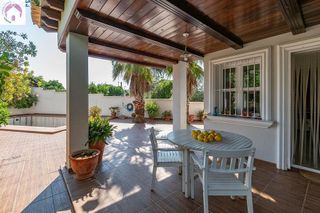 Chalet en venta en Barrio de la Vega en Monachil