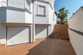 Chalet en venta en Barrio de la Vega en Monachil