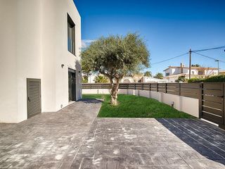 Casa pareada en venta en Empuriabrava en Castelló d´Empúries