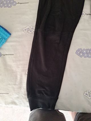 Pantalones negros