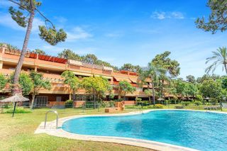 Piso en venta en Elviria en Marbella