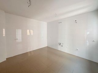 Piso en venta en San Luis en Almería