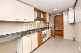 Piso en venta en Les Arenes - La Grípia  Can Montllor en Terrassa