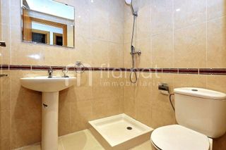 Piso en venta en Les Arenes - La Grípia  Can Montllor en Terrassa