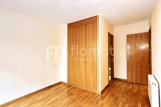 Piso en venta en Les Arenes - La Grípia  Can Montllor en Terrassa