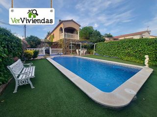 Chalet en venta en Sant Esteve Sesrovires