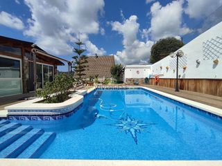 Chalet en venta en Vallirana