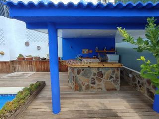 Chalet en venta en Vallirana