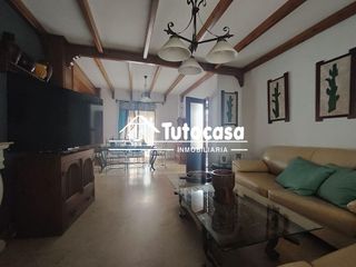 Chalet en venta en Montequinto en Dos Hermanas