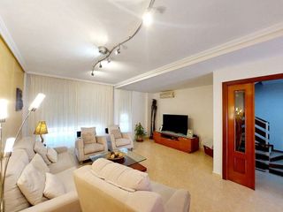 Casa adosada en venta en Avda. Elvas en Badajoz