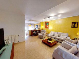 Casa adosada en venta en Avda. Elvas en Badajoz
