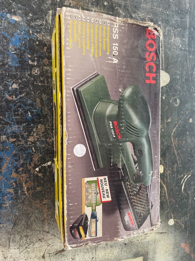 Lijadora Bosch PSS 150 A 150W