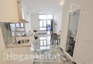 Piso en venta en Benicalap en Valencia