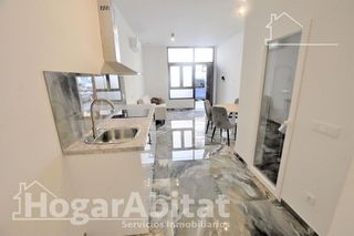 Piso en venta en Benicalap en Valencia