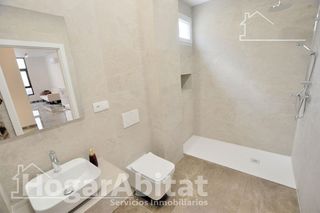 Piso en venta en Benicalap en Valencia