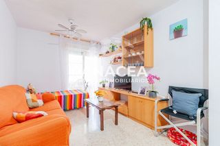 Piso en venta en Roquetas Centro en Roquetas de Mar