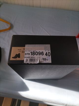 Zapatos de tacón negros talla 40