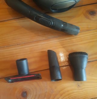 Aspirador AEG en perfecto estado con accesorios