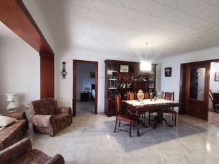 Chalet en venta en Castell (Es)