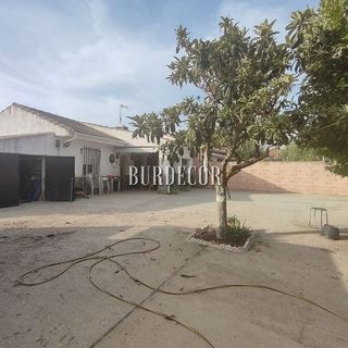 Chalet en venta en Ugena