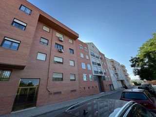 Piso en venta en Constitución-El Balconcillo en Guadalajara