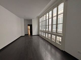 Piso en venta en Ayuntamiento - Catedral en Cádiz