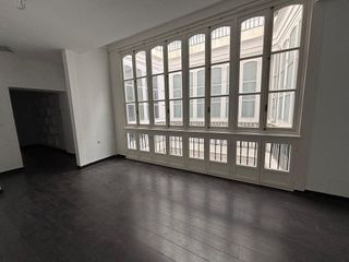 Piso en venta en Ayuntamiento - Catedral en Cádiz