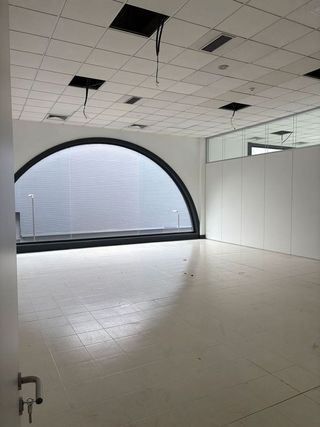 Nave industrial en alquiler en Lavadores en Vigo