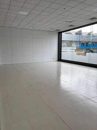 Nave industrial en alquiler en Lavadores en Vigo
