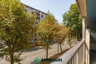 Piso en venta en Miracruz - Bidebieta en San Sebastián-Donostia