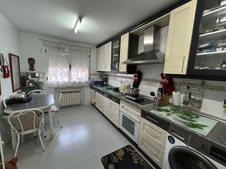 Casa adosada en venta en Loeches