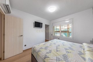 Piso en venta en El Castell-Poble Vell en Castelldefels
