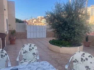 Casa adosada en venta en Playa de los Locos en Torrevieja
