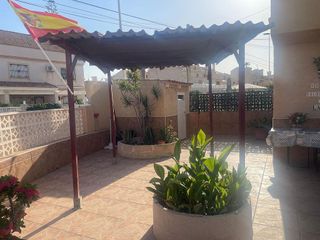 Casa adosada en venta en Playa de los Locos en Torrevieja