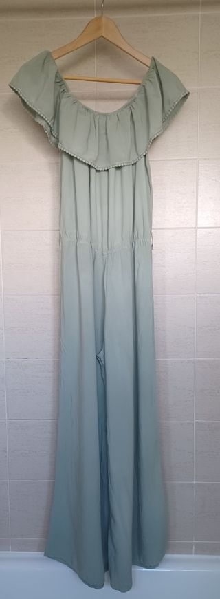 Mono verde T. M con volante - Cómodo y Chic 