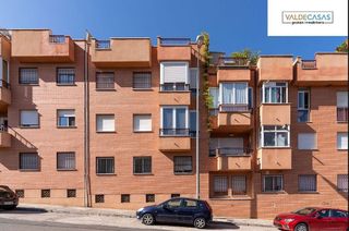 Piso en venta en Bola de Oro - Serrallo en Granada