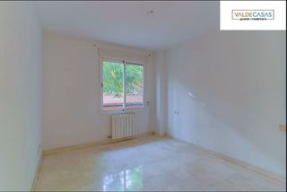 Piso en venta en Bola de Oro - Serrallo en Granada