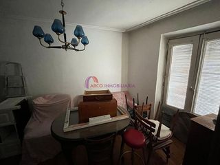 Piso en venta en Plaza España - Villa Pilar - Reyes Católicos - Vadillos en Burgos