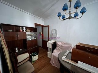 Piso en venta en Plaza España - Villa Pilar - Reyes Católicos - Vadillos en Burgos