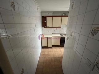 Piso en venta en Plaza España - Villa Pilar - Reyes Católicos - Vadillos en Burgos