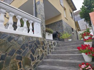 Chalet en venta en Sant Fost de Campsentelles