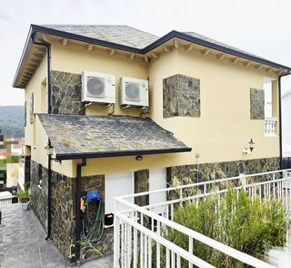 Chalet en venta en Sant Fost de Campsentelles